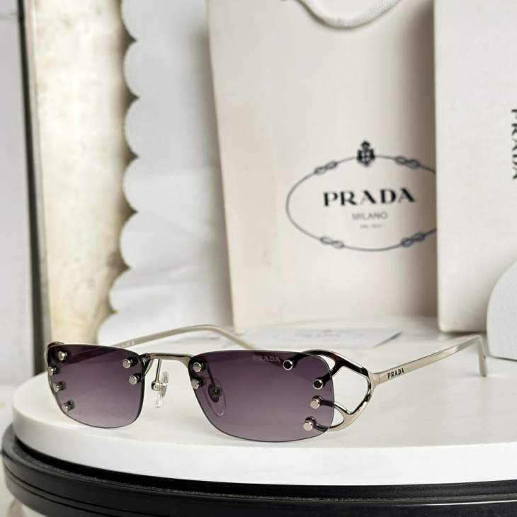 Picture of Prada Sunglasses _SKUfw76772085fw